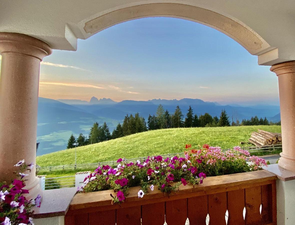 Granpanorama Wellnesshotel Sambergerhof Superior Villandro Esterno foto