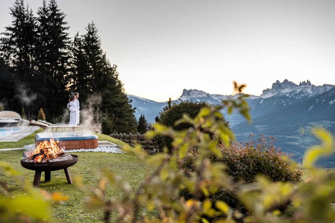 Granpanorama Wellnesshotel Sambergerhof Superior Villandro Esterno foto