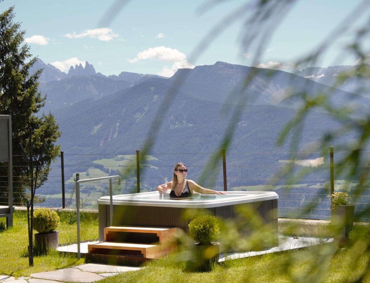 Granpanorama Wellnesshotel Sambergerhof Superior Villandro Esterno foto