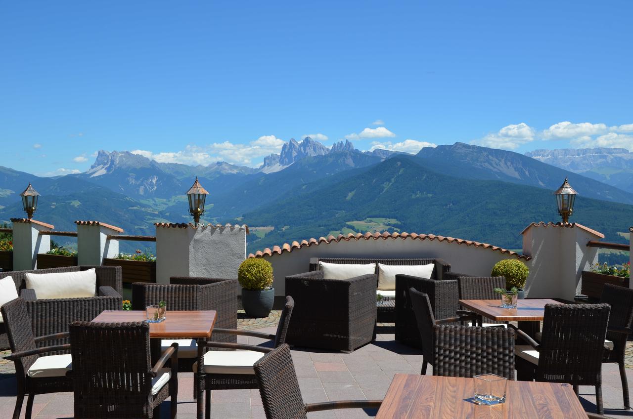 Granpanorama Wellnesshotel Sambergerhof Superior Villandro Esterno foto