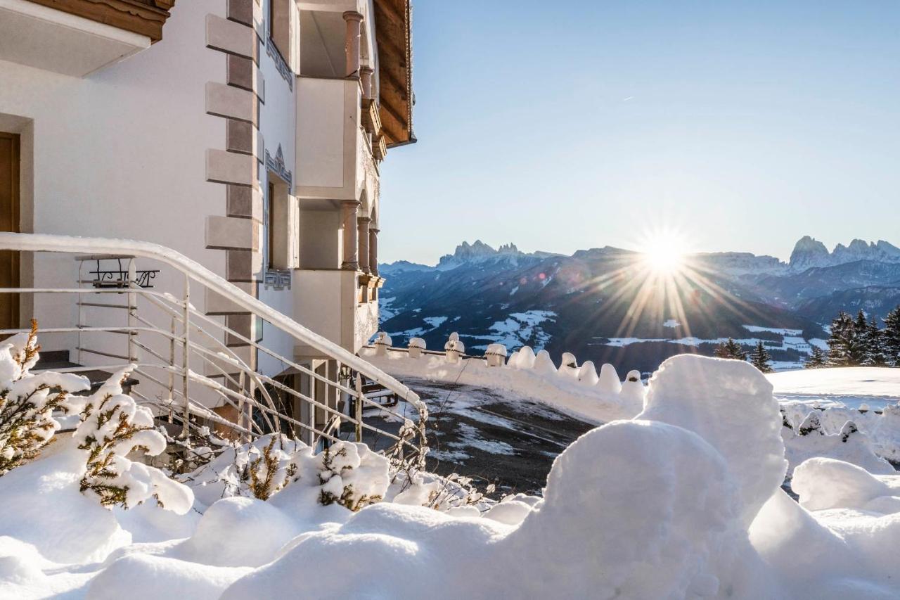 Granpanorama Wellnesshotel Sambergerhof Superior Villandro Esterno foto